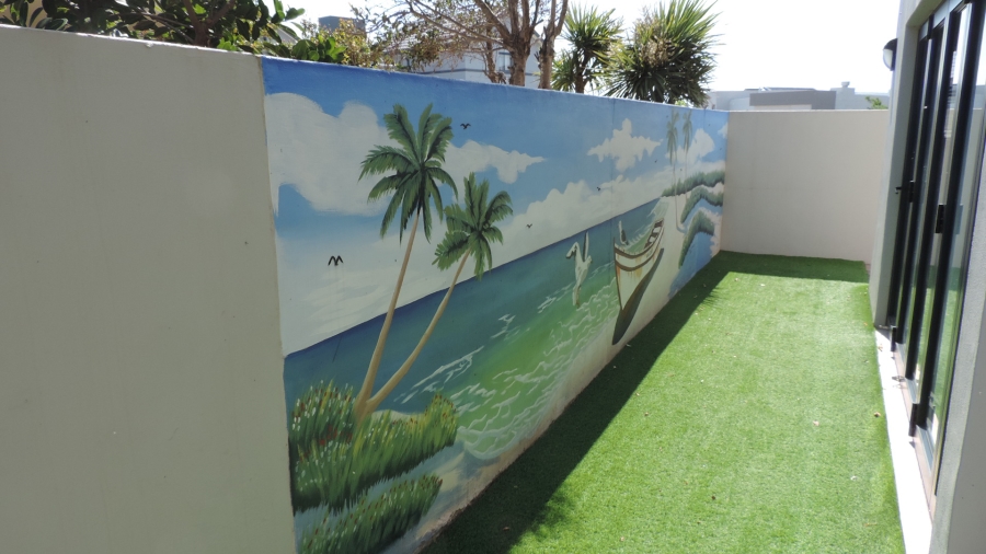 3 Bedroom Property for Sale in Calypso Beach Western Cape